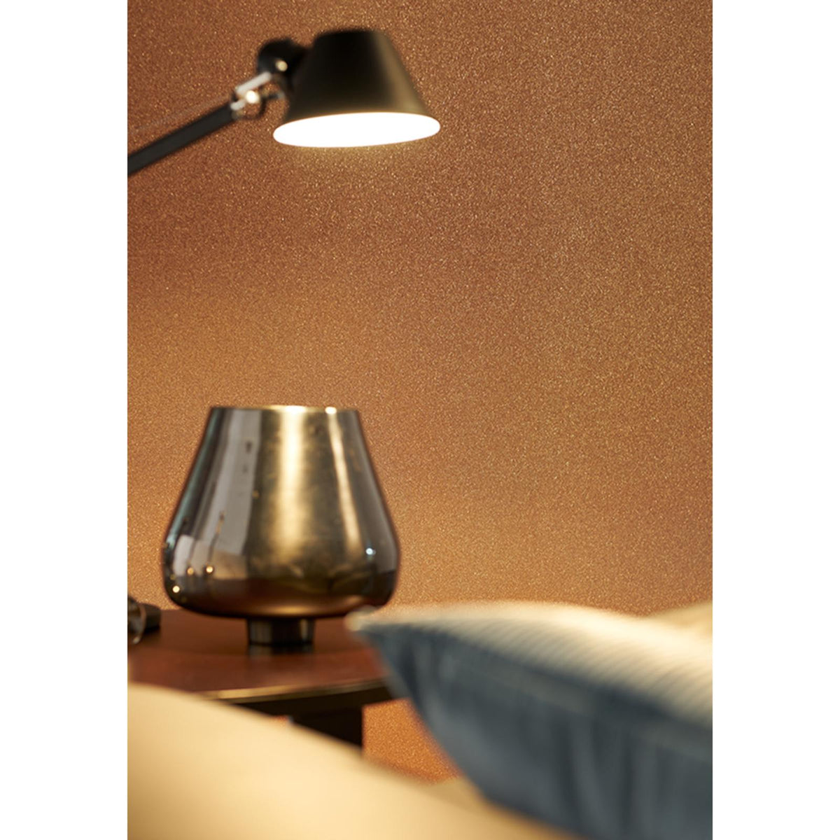 Illuminated: SZT-0358 - Iron Gray