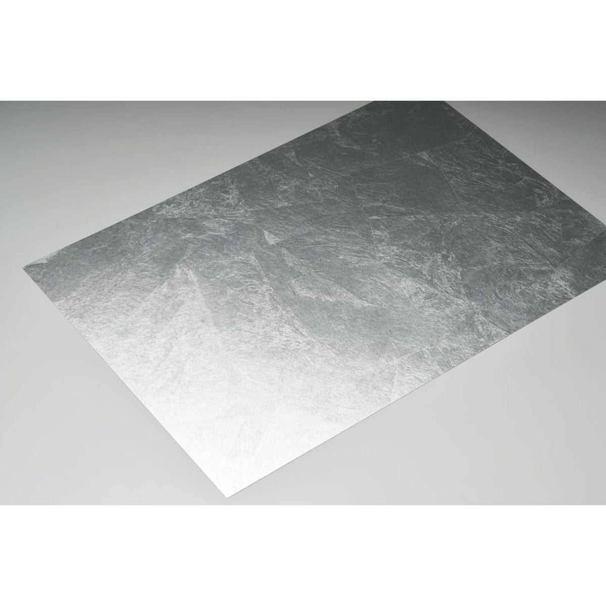 Metal Leaf Scattered: Silver Pieces — SZM-0466
